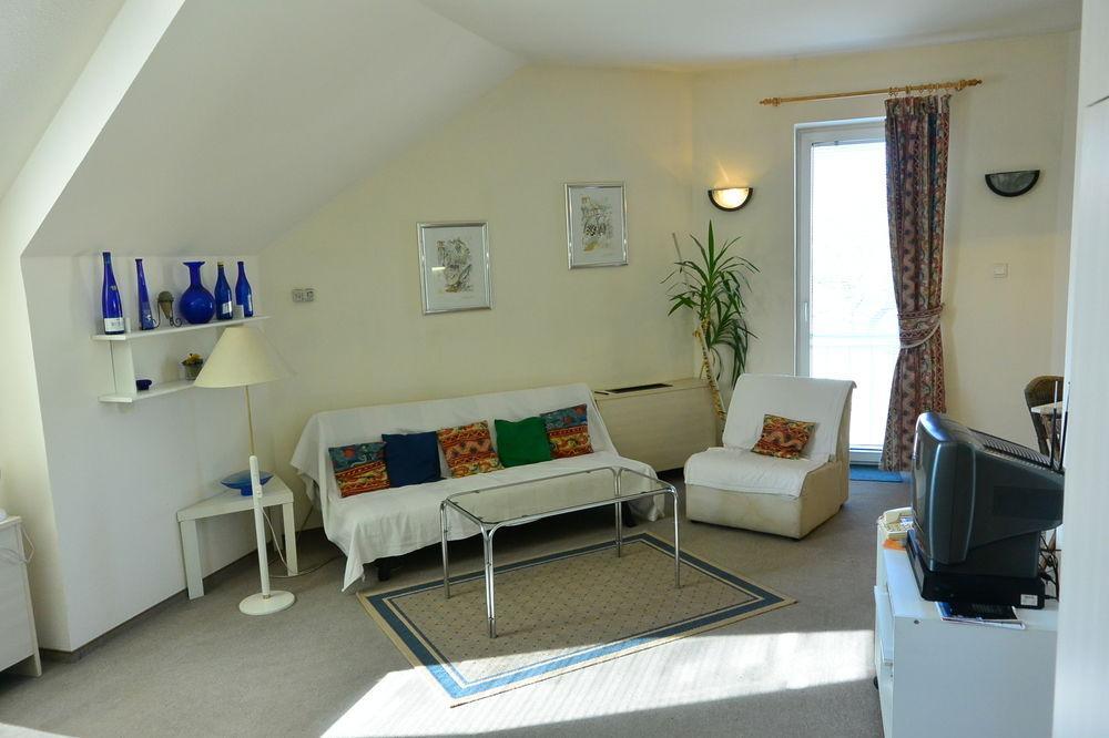 Belle Fleur Panzio Bed and Breakfast Budapest Eksteriør billede